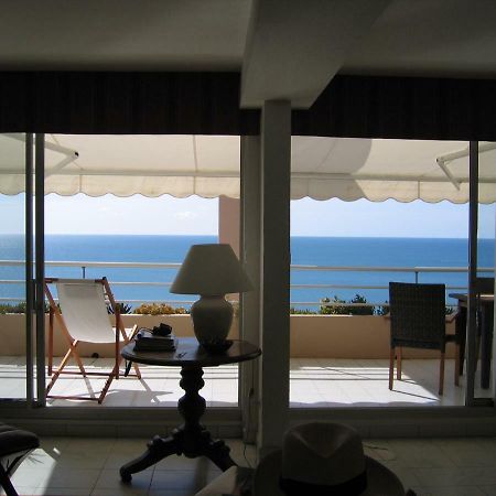 Luxury Apartment Facing The Mediterranean Сет Экстерьер фото