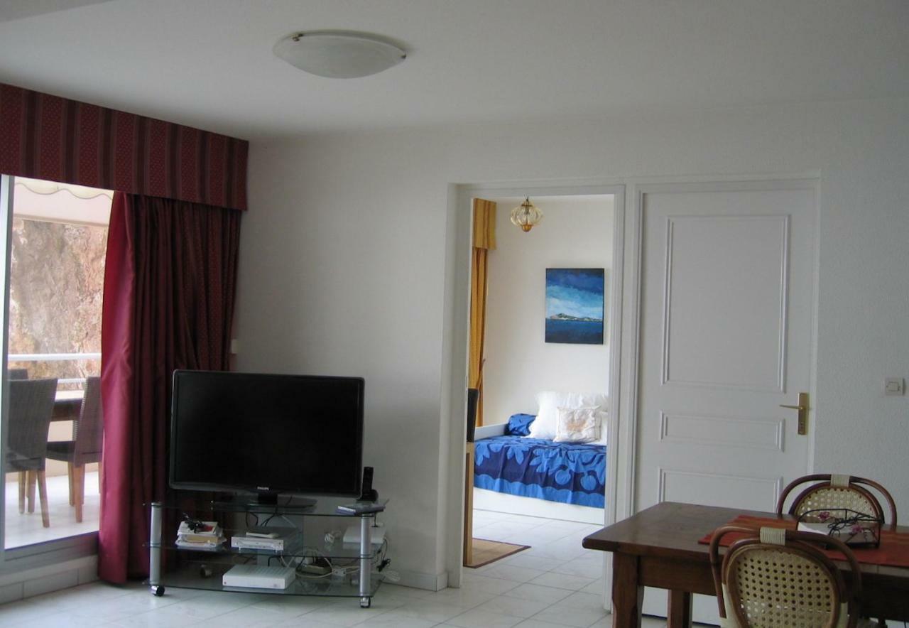 Luxury Apartment Facing The Mediterranean Сет Экстерьер фото